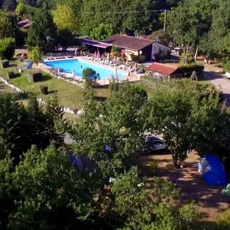 Camping Mobil Spacieux Avec Terrasse à - Api-1-52-234 *