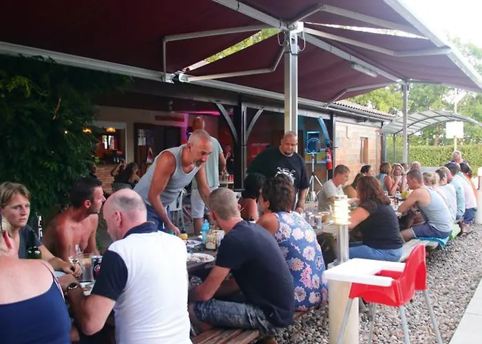 Mobil Spacieux Avec Terrasse A - Api-1-52-234 캠프장