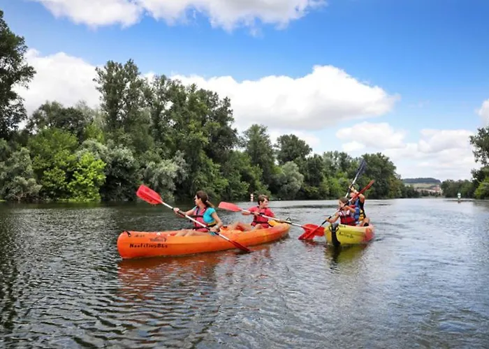 Mobil Spacieux Avec Terrasse A - Api-1-52-234 * Devillac