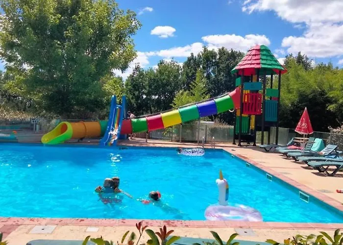 Camping Mobil Spacieux Avec Terrasse A - Api-1-52-234 *