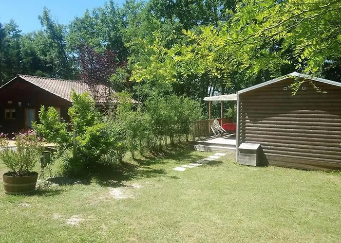 Mobil Spacieux Avec Terrasse A - Api-1-52-234 * Devillac